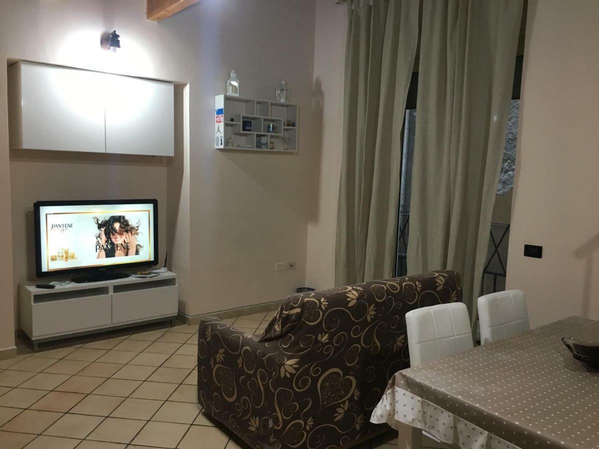 My House Toledo Apartment Napoli Bagian luar foto