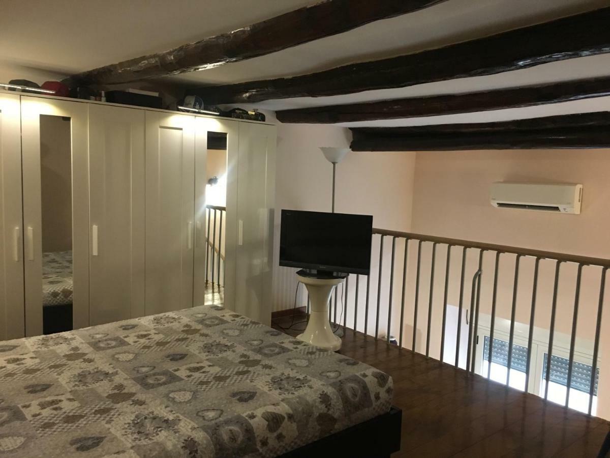My House Toledo Apartment Napoli Bagian luar foto